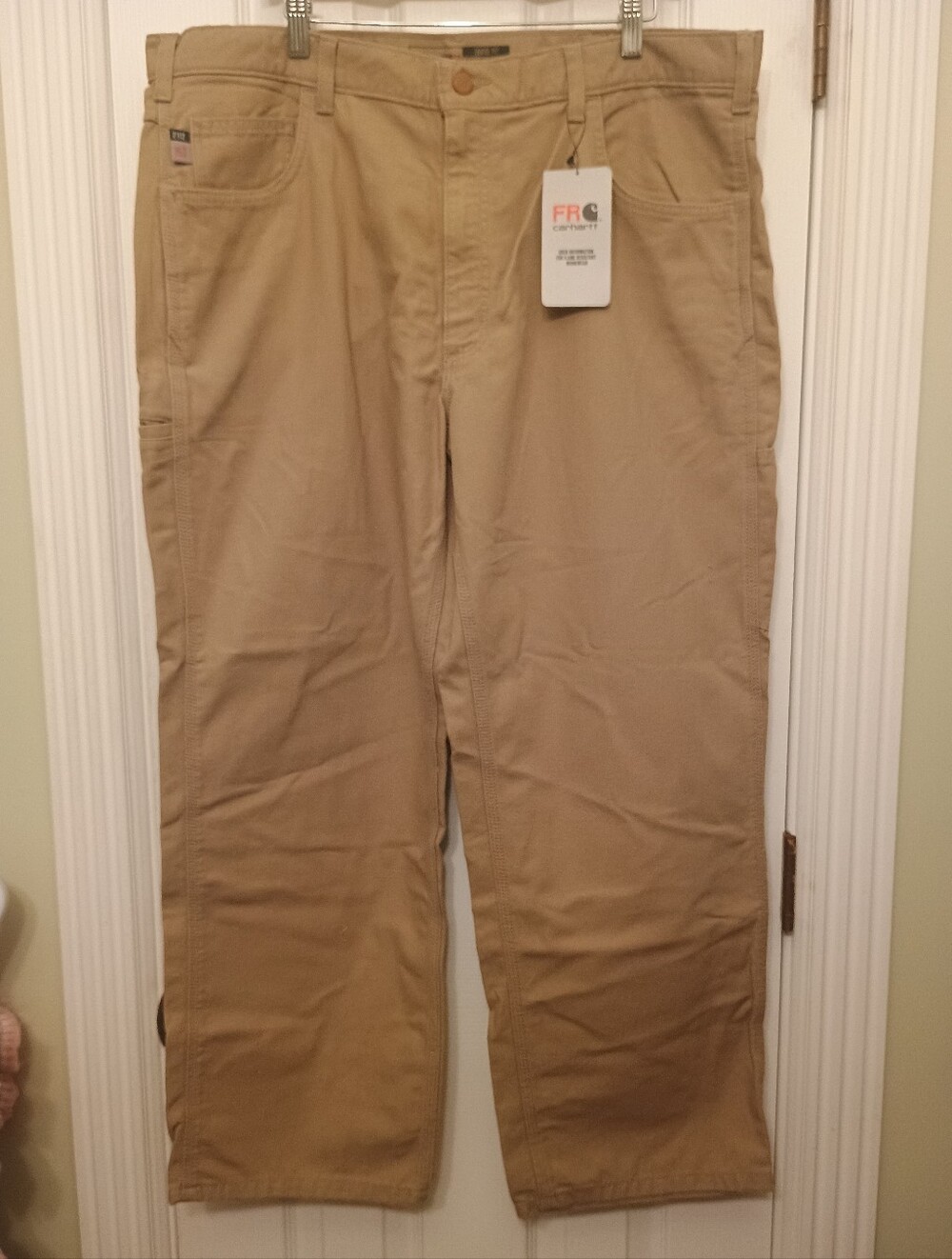 Carhartt Men’s 40x30 Khaki Work Cargo Pants (NWT)